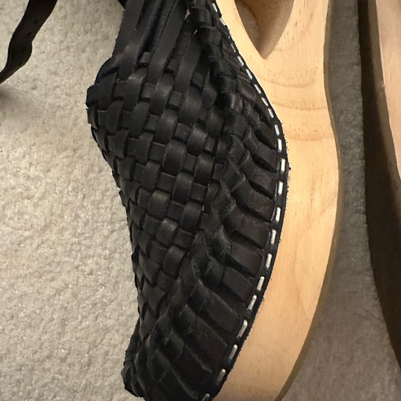 Free People clogs size 8 - Picture 7 of 9